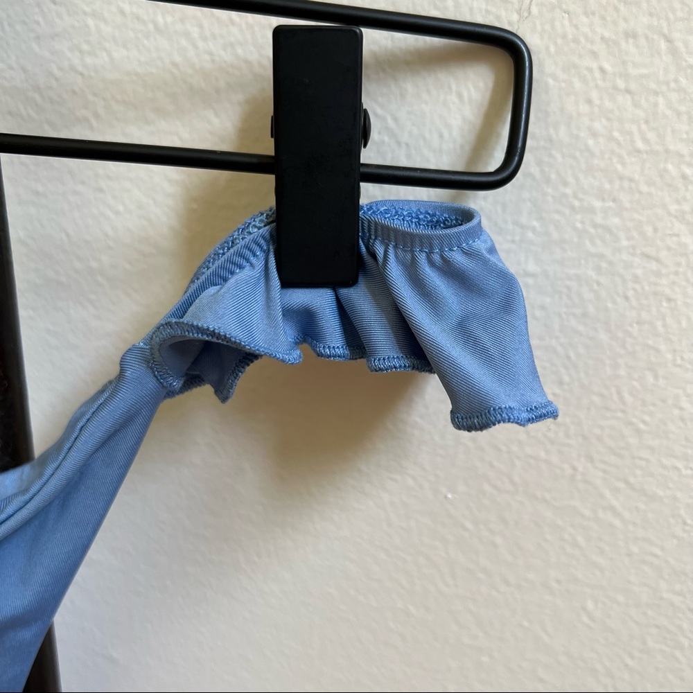 Frankies Bikinis Ruffle Bottom 🫐 - Picture 3 of 5